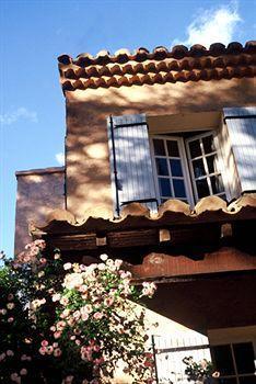 Hotel Logis Restaurant Des Pins